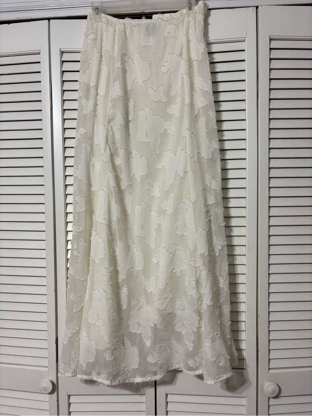 Boohoo Cream Embroidered Maxi Skirt
